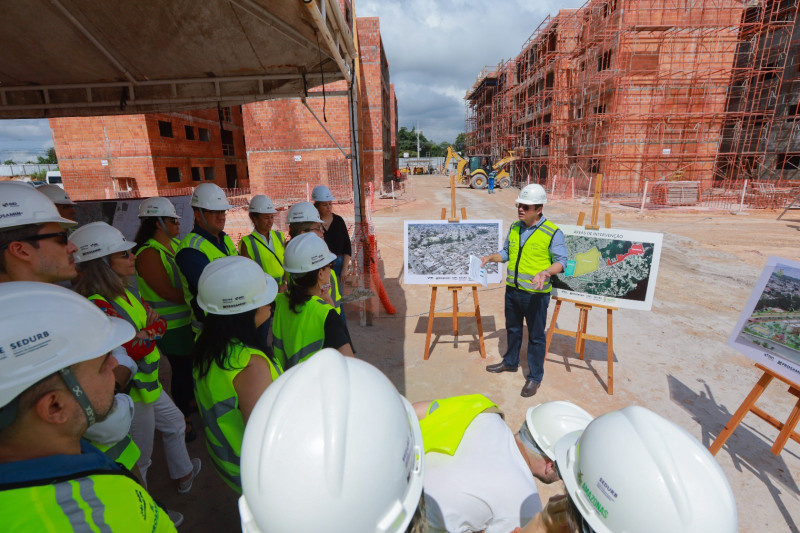 Marcellus Campêlo apresenta balanço de mais de 400 obras realizadas, com milhares de famílias beneficiadas e 200 mil empregos gerados