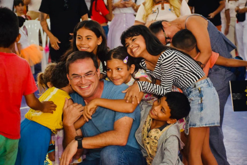 Prefeitura leva alegria na Páscoa com distribuição de mais de 7 mil ovos de chocolate para crianças de Parintins