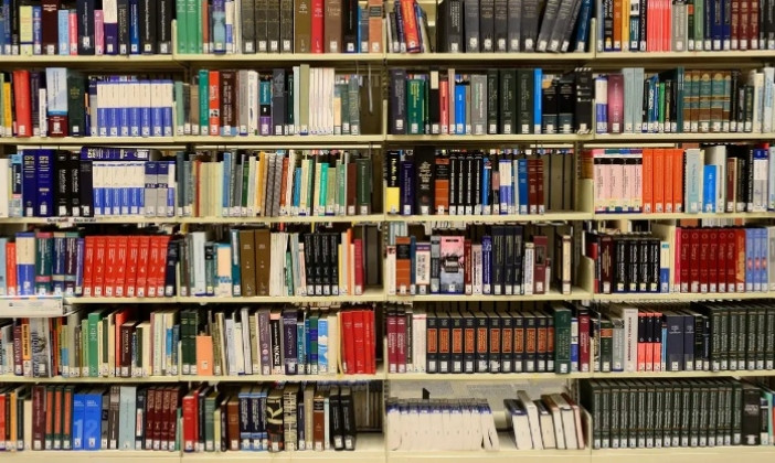 MEC disponibiliza aplicativo gratuito com oito mil livros