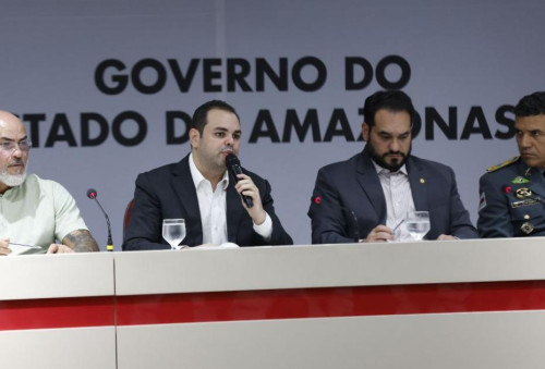 Roberto Cidade manda suspender contratos ligados à família