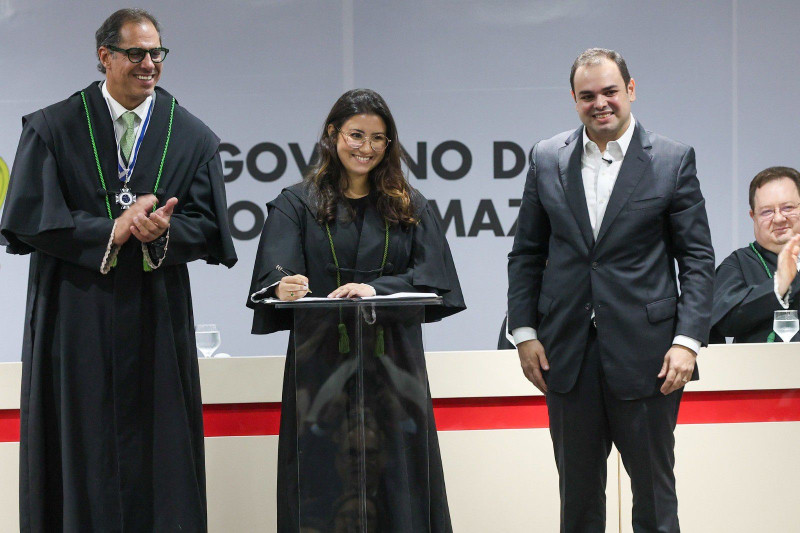 Governador interino Roberto Cidade empossa novos defensores públicos e reforça atuação da DPE no interior do Amazonas