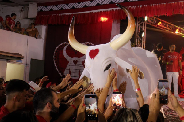 Boi Garantido celebra lançamento do álbum 2026 “Parintins: Portal do Encantamento”, em Santarém