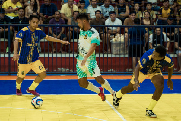Copa Seo Jovem de Futsal: maior competição de futsal de Parintins inicia com ginásio lotado e três jogos