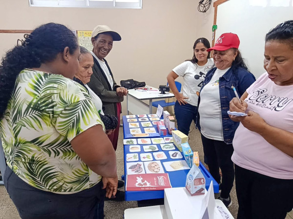 Pela primeira vez, Parintins concorre à Medalha Paulo Freire
