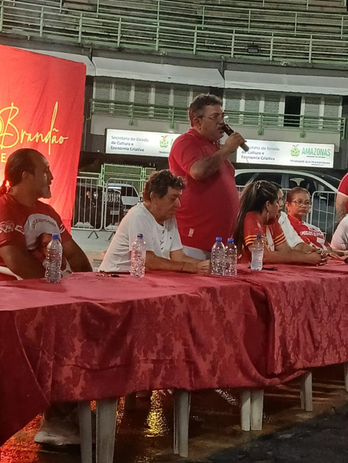 Marialvo Brandão discute construção de um curral do Garantido em Manaus