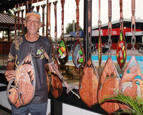 Feira do Artesão de Parintins ganha força e consolida a economia criativa na Ilha da Magia