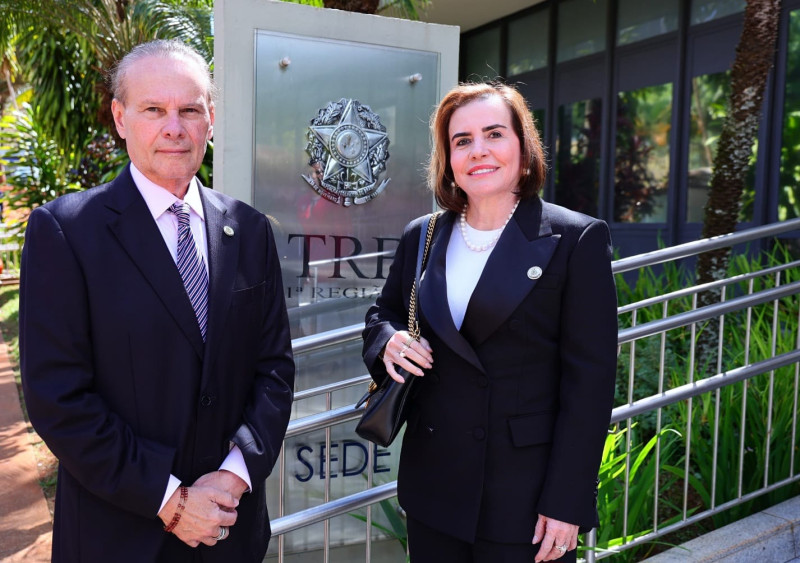 Presidente do TCE-AM prestigia posse da nova mesa diretora do TRF-1