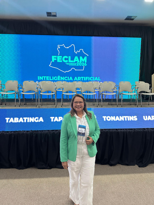 Márcia Baranda participa do 6º FECLAM e destaca desafios da inteligência artificial na gestão pública