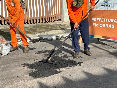 Prefeitura de Parintins intensifica recuperação asfáltica no centro e bairro São Benedito