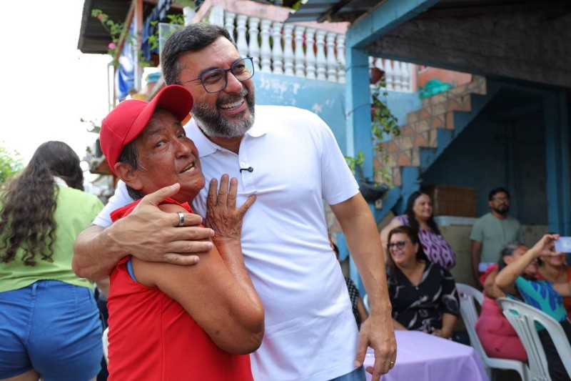 Wilson Lima intensifica agenda de pré-campanha ao Senado ao reencontrar beneficiados por programas implantados durante sua gestão