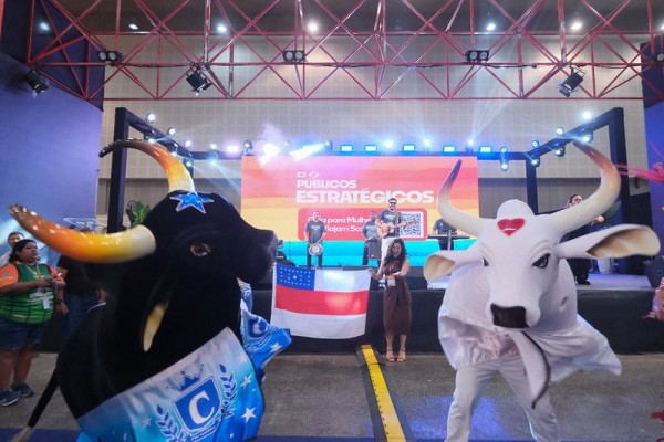 Parintins encerra participação histórica no Salão do Turismo em Fortaleza com sucesso de público e divulgação do Festival