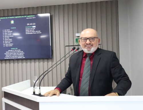 Indicação do Vereador Cabo Linhares propõe fornecimento de fardamento para vigias da rede municipal de ensino de Parintins