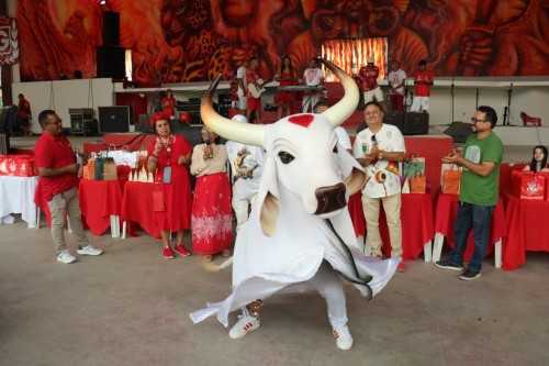 Garantido questiona escolha de jurados para o Festival de Parintins 2026