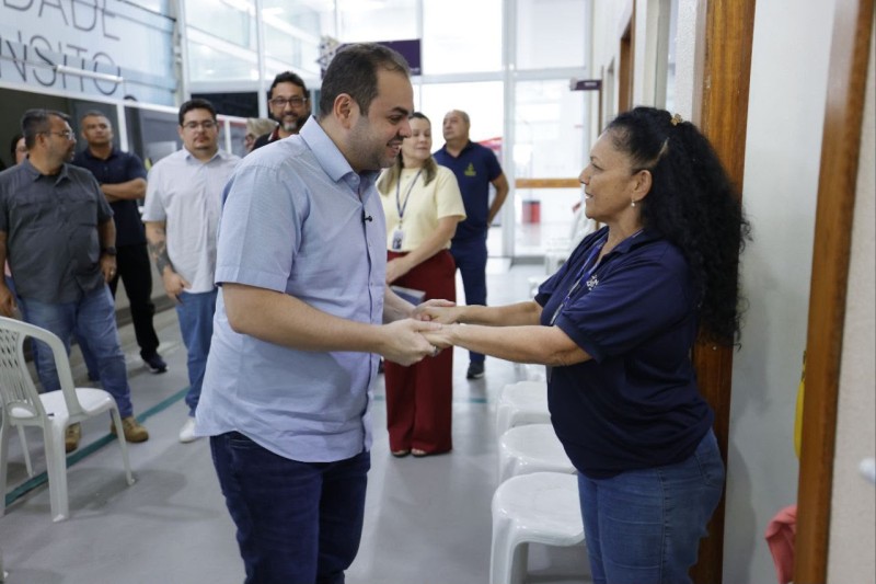 Governador Roberto Cidade anuncia reajuste salarial, adicional noturno e convocação de concursados para o Detran-AM