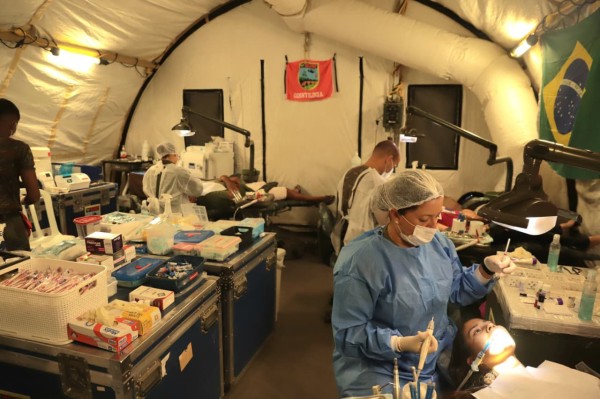 Parceria entre Prefeitura de Parintins, FAB e Voluntários do Sertão amplia acesso a consultas, exames e cirurgias