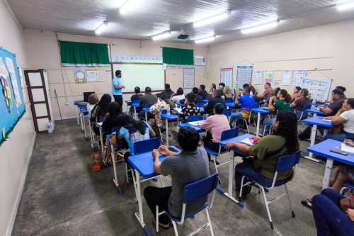 Em Parintins, redes municipal e estadual de educação passam por capacitação do SADEAM