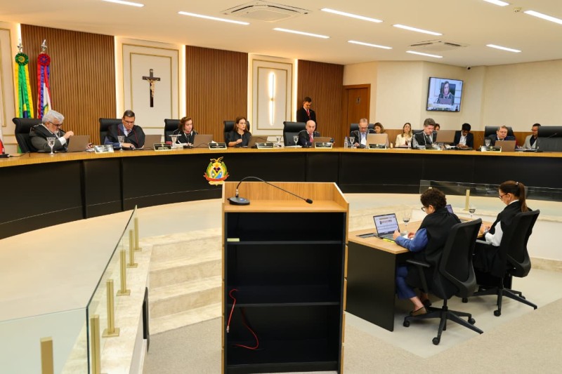 TCE-AM reúne municípios para formalizar políticas públicas do programa TCE pela Educação