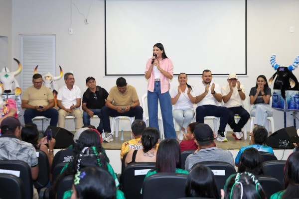 Deputada Mayra Dias destina R$ 130 mil para fortalecer Festival de Quadrilhas e Bois Mirins de Parintins