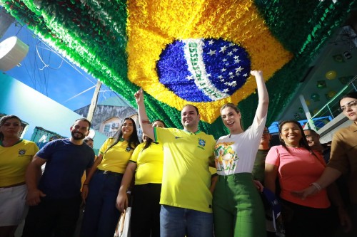 Governador Roberto Cidade visita Rua da Copa na zona centro-oeste de Manaus e destaca impulso à economia local