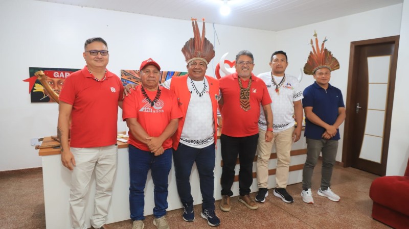 Jecinaldo Sateré aproxima movimento indígena do Boi Garantido e amplia a defesa dos saberes ancestrais da Amazônia