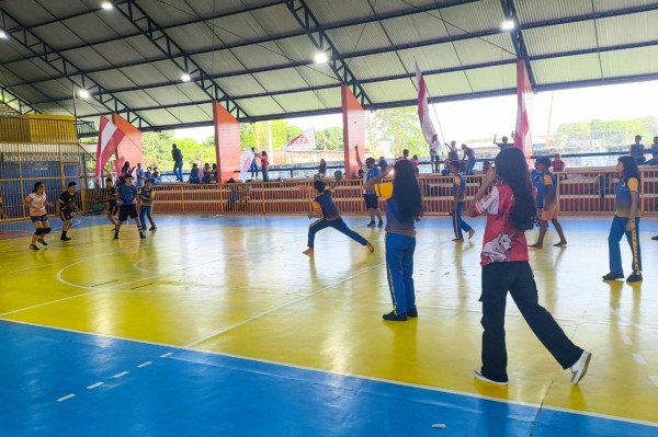 Escola Lila Maia promove Desafio das Cores