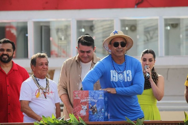 Festival de Parintins 2026: Caprichoso abre e Garantido encerra apresentações no Bumbódromo