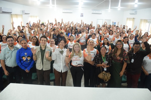 Parintins conquista avanços no Selo UNICEF com aprovação de planos municipais