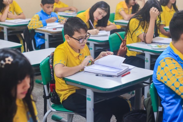Volta às aulas em Parintins: rede municipal foca em estratégias de aprendizagem e metas do programa TCE Pela Educação
