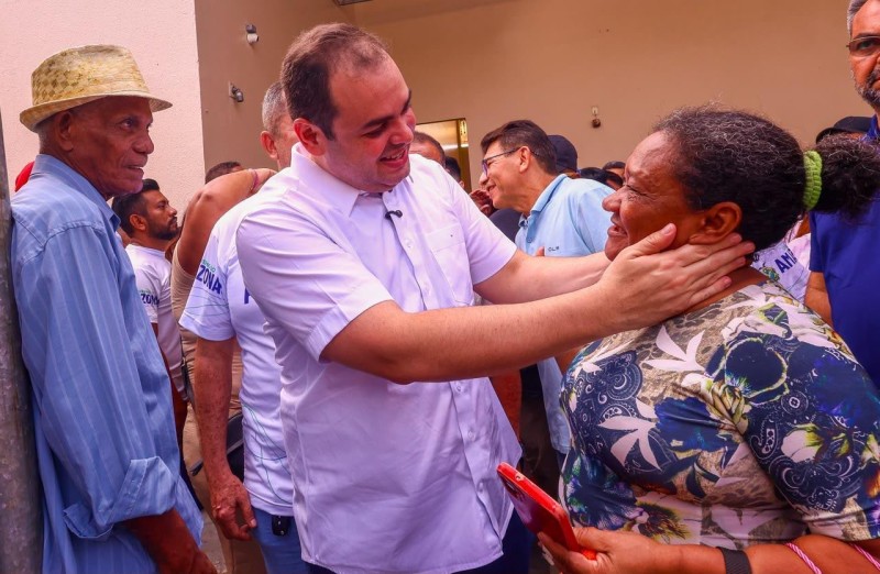 Roberto Cidade antecipa pagamento do Auxílio Estadual de julho e beneficia mais de 300 mil famílias