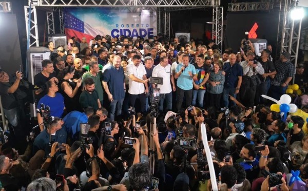 Roberto Cidade consolida pré-campanha com liderança nas pesquisas Manaus, aumento do Auxílio Estadual para R$ 250 e forte articulação no interior do Amazonas