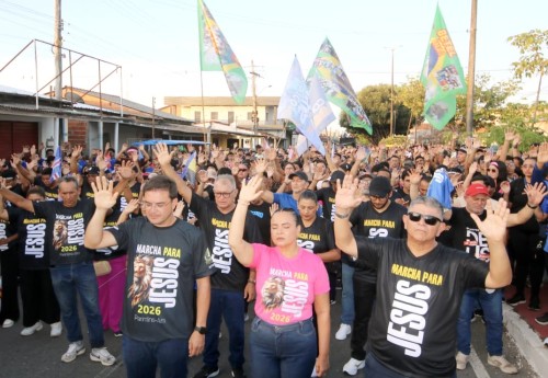 Parintins vive domingo de fé, adoração e esperança com realização da Marcha para Jesus 2026