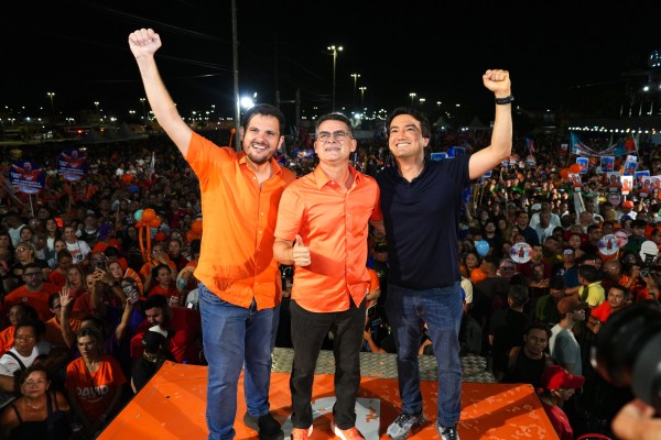 Jender Lobato oficializa candidatura a deputado estadual durante maior convenção da história do Amazonas
