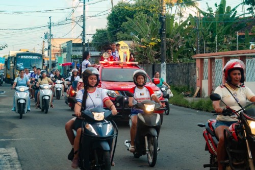 Carreata da Vitória celebra recorde histórico de Parintins nos JEAs 2026