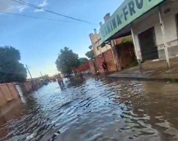 Vereadora Márcia Baranda solicita obras de drenagem em trecho crítico do bairro Paulo Corrêa