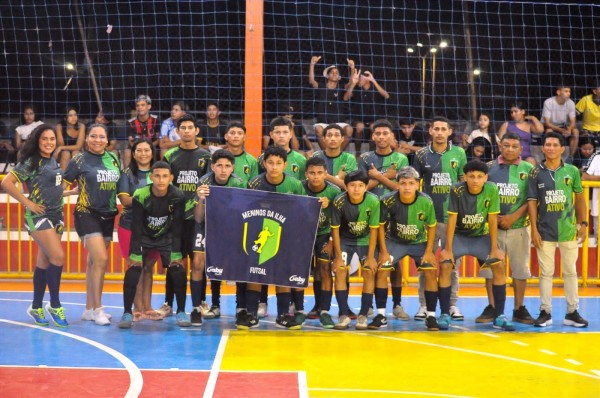 Projeto Bairro Ativo marca presença na abertura da Copa Fênix de Futsal Sub-17