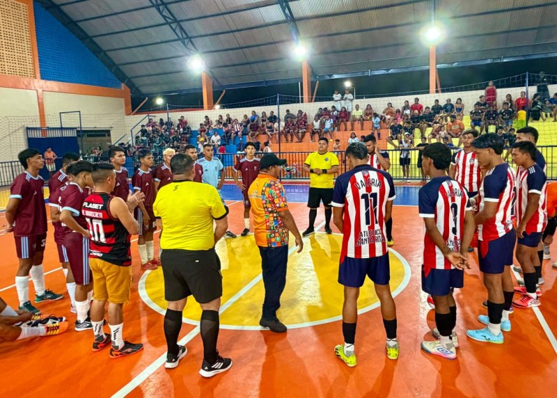 Prefeitura de Parintins estreia ginásio com disputa da 1ª Copa Antônio Carvalho de Futsal na Vila Amazônia