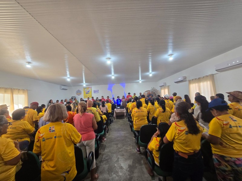Igreja Adventista reúne 150 pessoas em Parintins em ação de combate à violência contra idosos