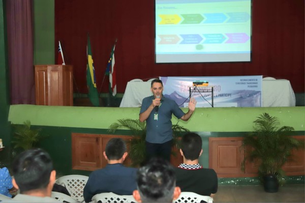 Parintins sedia discussão sobre assentamentos voltados a pescadores e comunidades tradicionais