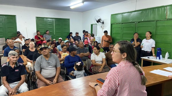 Prefeitura de Parintins orienta produtores para edital do Programa de Aquisição de Alimentos