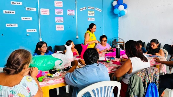 Prefeitura incentiva autonomia feminina com oficinas de qualificação e empreendedorismo nos CRAS