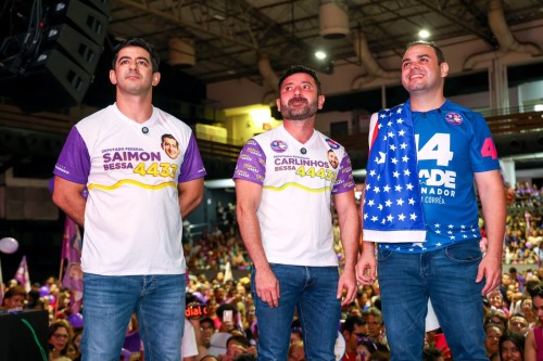 “Vou fortalecer o atendimento psicológico e psiquiátrico no Amazonas”, afirma Cidade durante lançamentos das candidaturas de Carlinhos e Saimon Bessa