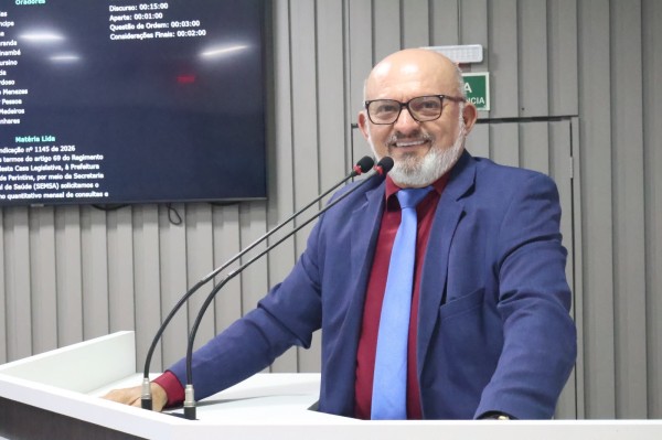 Cabo Linhares solicita construção de campo iluminado na comunidade Santo Antônio do Arauá