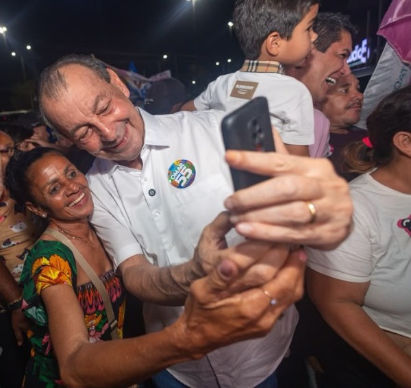 Realtime Big Data aponta Omar 12 pontos à frente no 1º turno no Amazonas