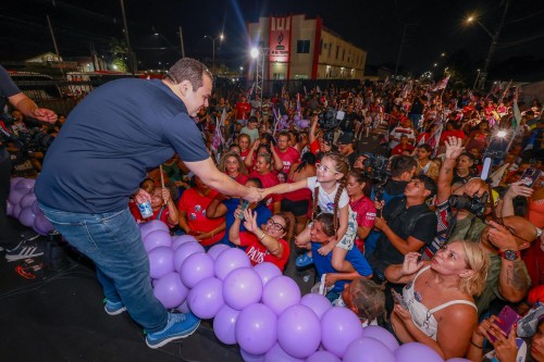 Roberto Cidade reúne cerca de 5 mil pessoas e destaca compromissos para saúde, educação e inclusão