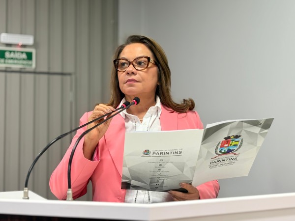 Vereadora Márcia Baranda solicita levantamento e instalação de bebedouros nas escolas da zona rural de Parintins