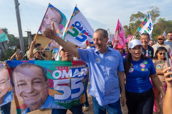 Omar Aziz reafirma compromisso em manter e melhorar o Auxílio Estadual Permanente