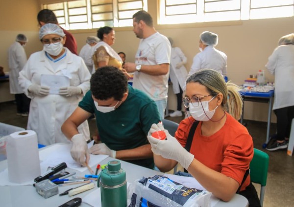Mutirão de Exames Laboratoriais ajuda a reduzir fila de espera em Parintins
