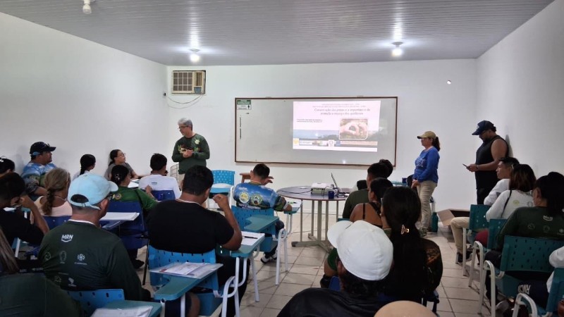 Comunidades participam de capacitação para manejo e proteção de quelônios em Parintins