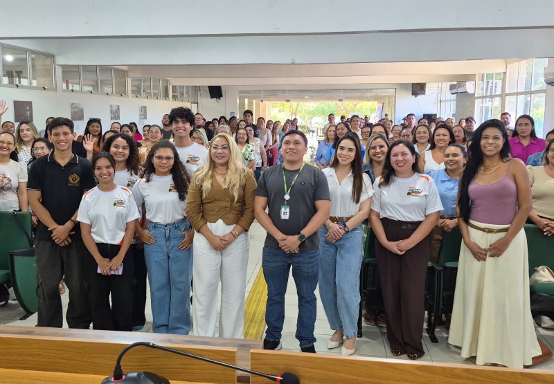 UFAM e SEMASTH formam parceria para capacitar trabalhadores do SUAS em Parintins