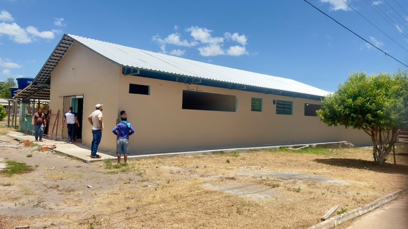 Obras na Escola Minervina Reis Ferreira entram na reta final no Zé Açu